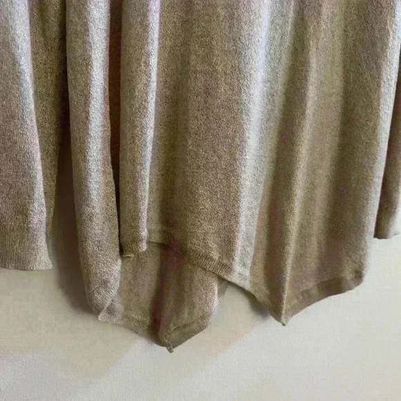 Anne Klein Sweater | Taupe with Gold Threading | Large EUC - Picture 4 of 7